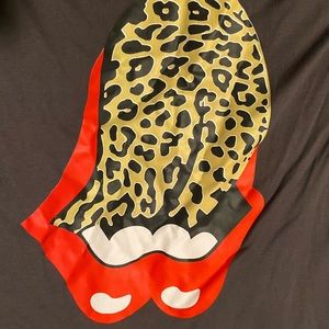 Rolling Stones tongue out shirt